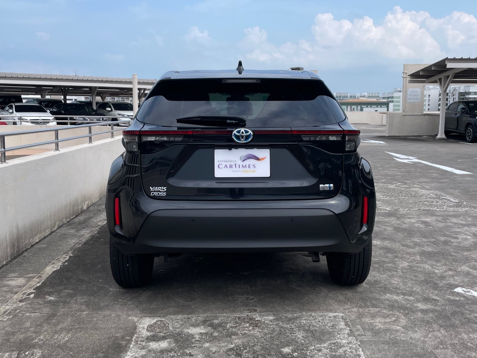 Toyota Yaris Cross Hybrid 1.5X photo 5